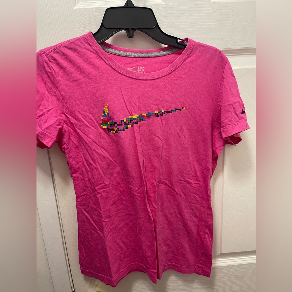 Women’s Nike T-Shirt